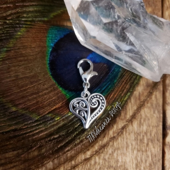 5/$25 Silver Heart Clipon Charm for Bracelet~Zipper Pull~Pet~Cat Collar~Bag Clip - Picture 5 of 8